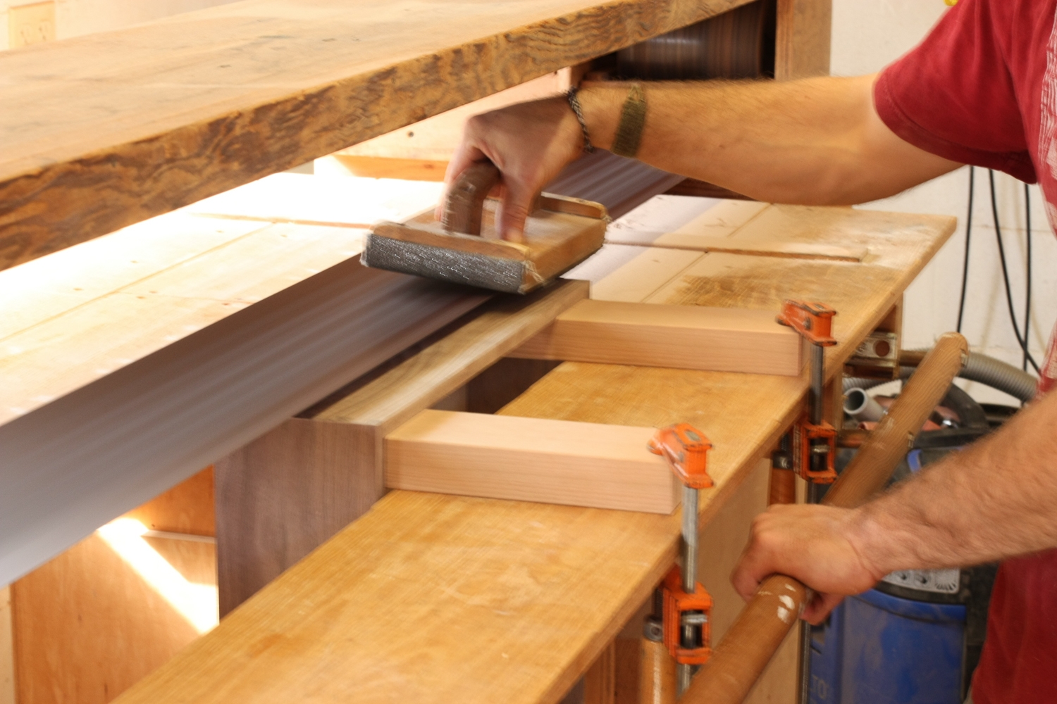 stroke sanding drawer side, close up